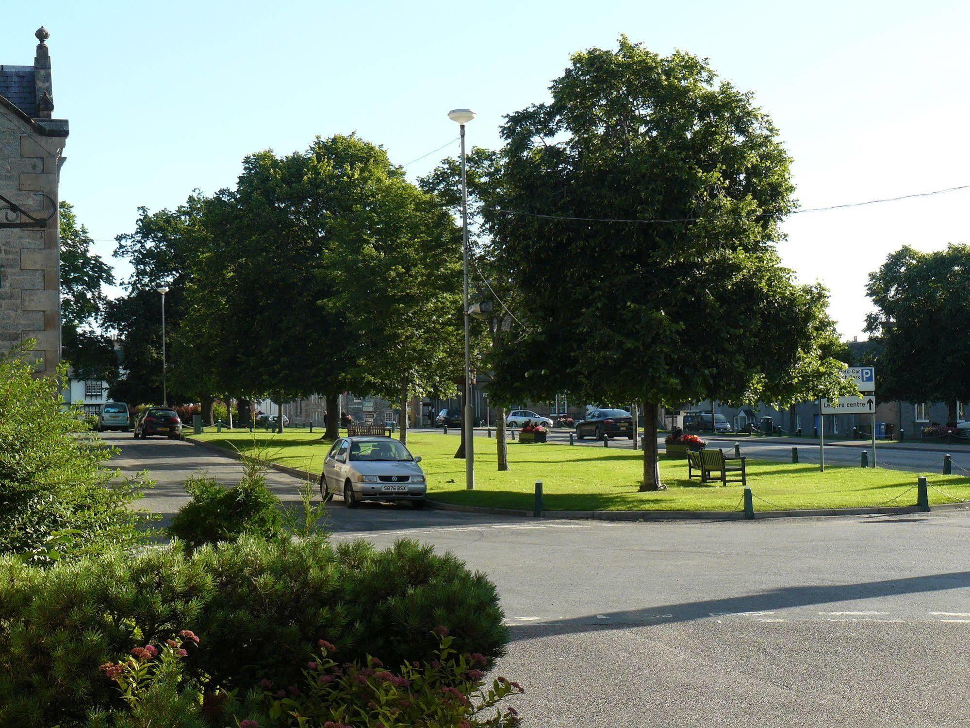 Rosehall Guest House Grantown-on-Spey Exterior photo